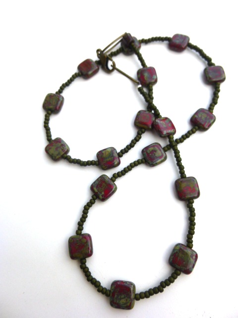 Green And Red Czech Glass Seed Beaded Necklace Jewelry Bohemian Green